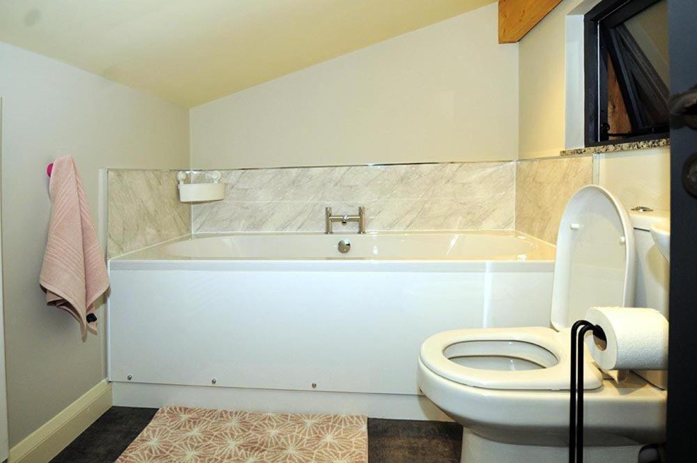 Westwood Lodge Much Wenlock Esterno foto